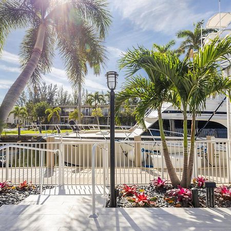 Coconut Bay Resort Fort Lauderdale Exterior photo